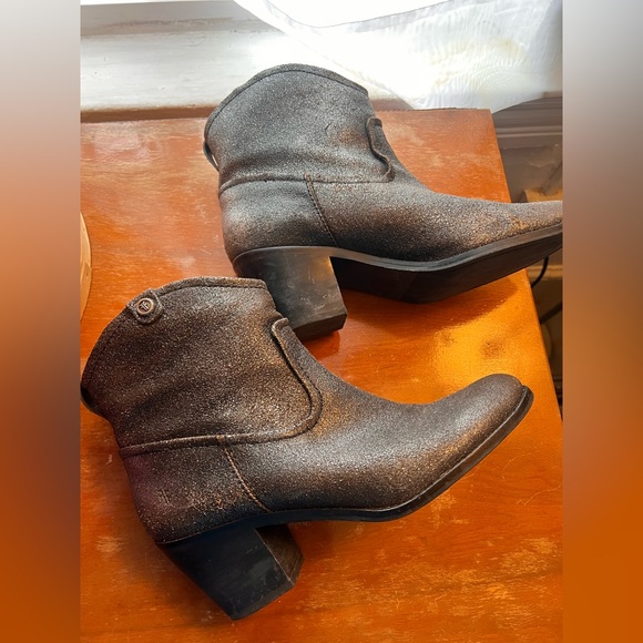 Frye metallic ankle boots size 8.5 - Picture 3 of 7